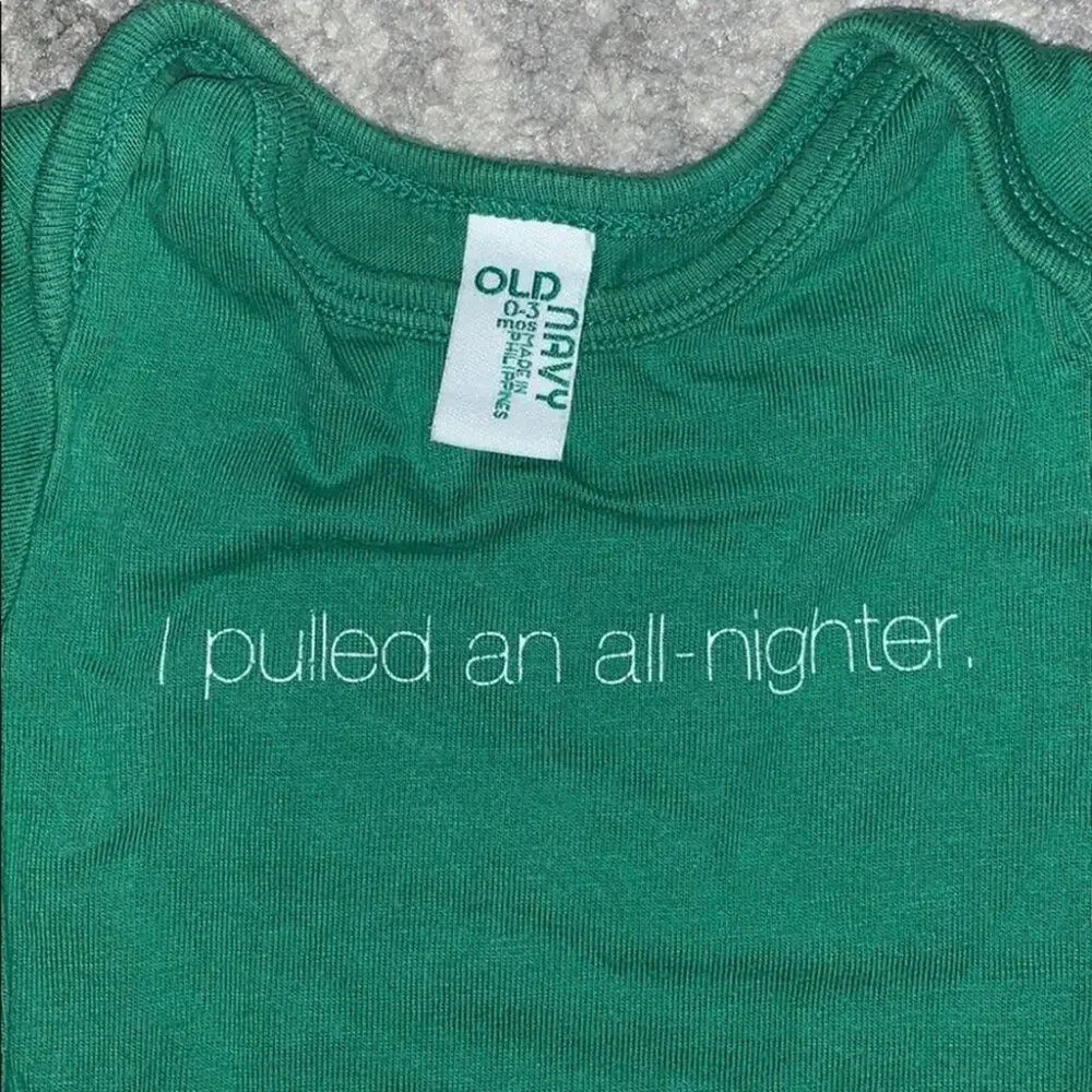 Old Navy green “i